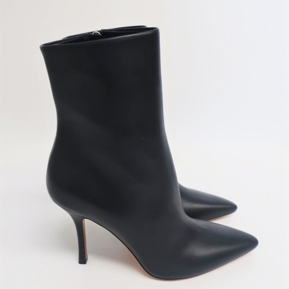 The Row Gloria Ankle Boots Navy Leather - Picture 4 of 8